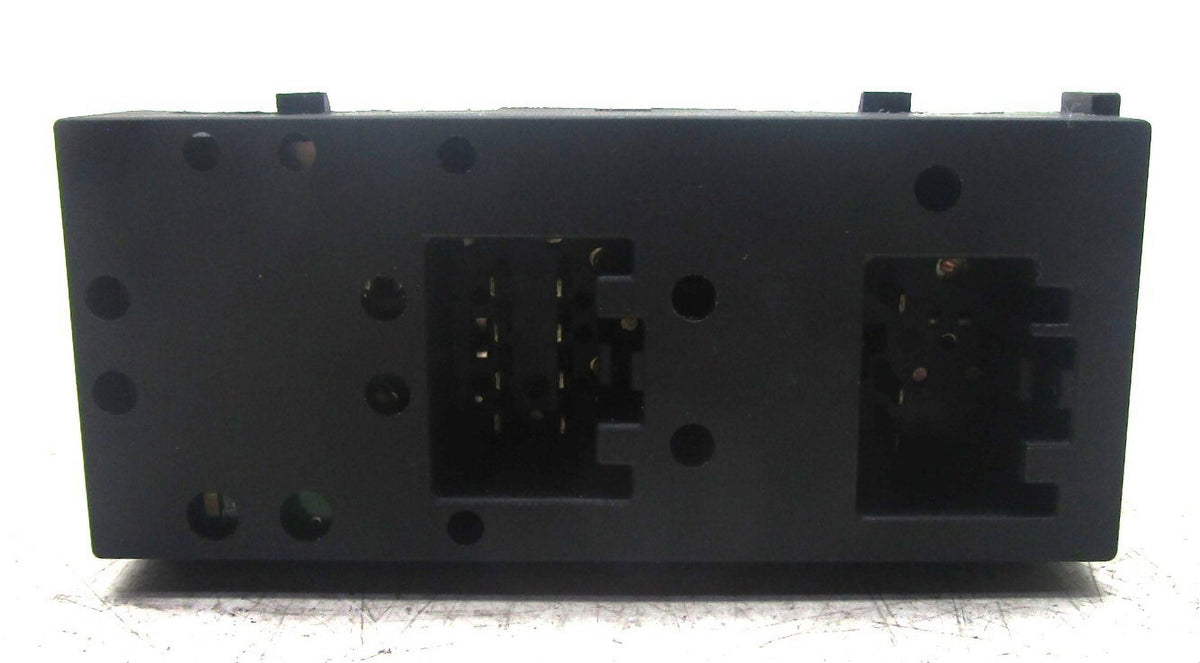 Pre-Owned 2005 05  Crown Victoria Left Driver Master Power Window Switch OEM LKQ (Good)